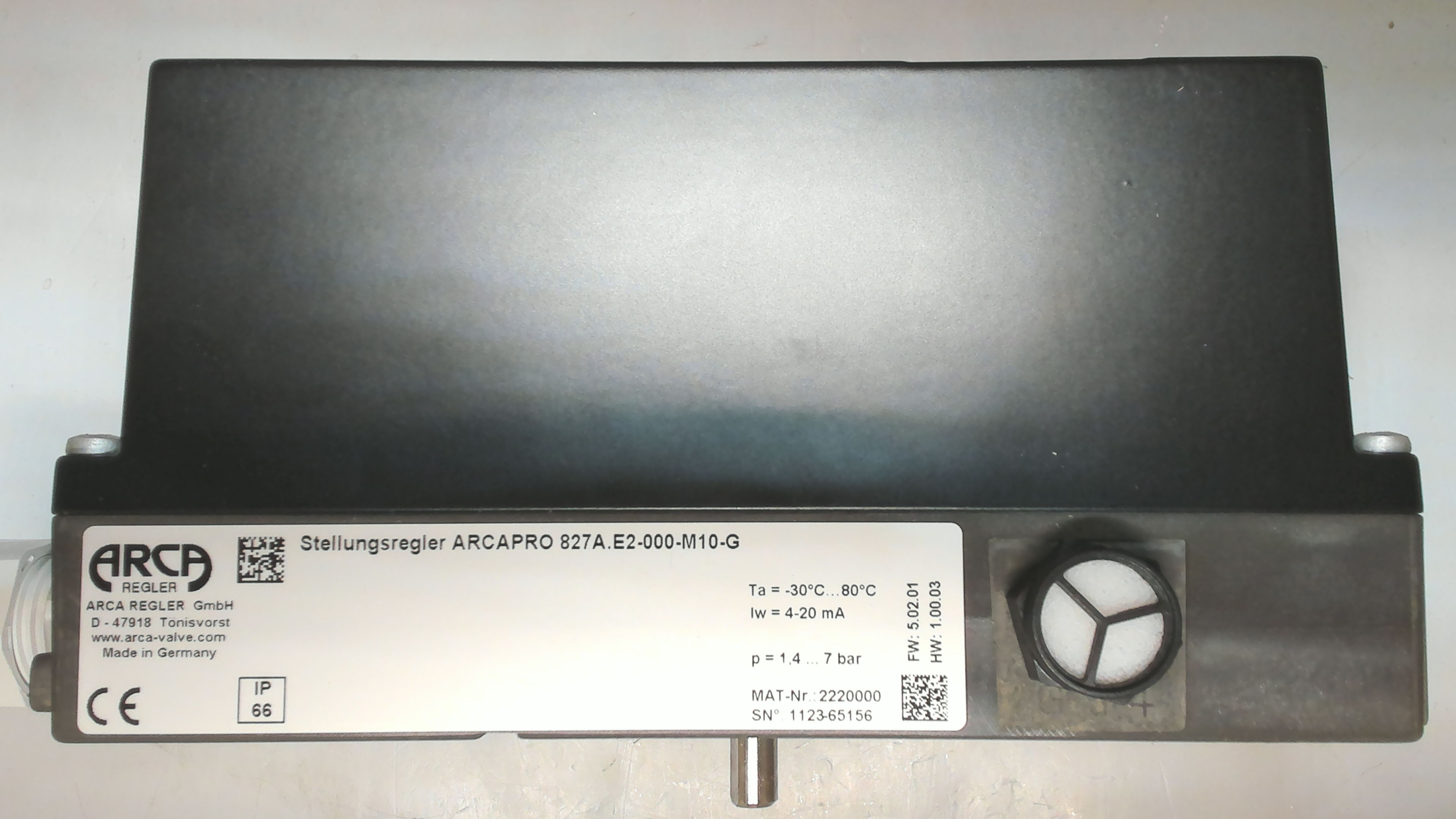 P/N: 2220000 Type: 827A.E2-000-M10-G